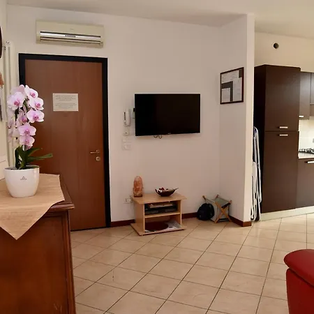 Sarno Via Tintoretto Apartmán Sirmione