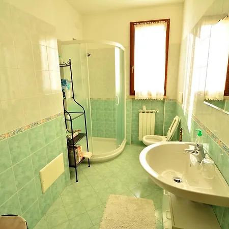 Sarno Via Tintoretto Σιρμιόνε