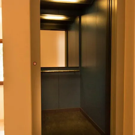 Διαμέρισμα Sarno Via Tintoretto Σιρμιόνε